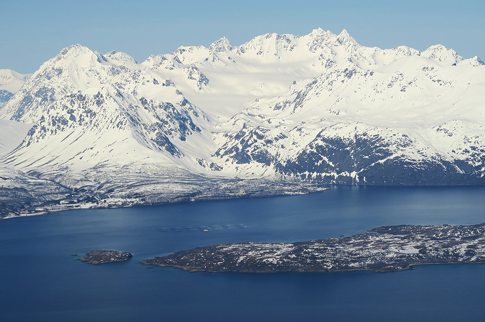 Ski Lyngen Alps in northern Norway