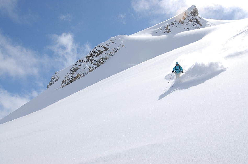 Relaxed 1100  ski weeks at The Durrand Glacier Chalet